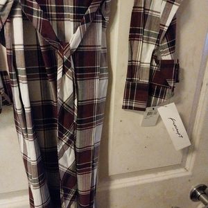 A beautiful comfortable spring summdress beautifully maid by fox craft